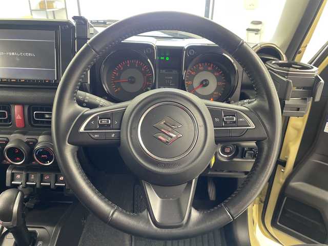 スズキ ジムニー XC 奈良県 2020(令2)年 3.5万km シフォンアイボリーM ４WD/純正８インチナビ/フルセグ/クルーズコントロール/バックカメラ/ETC/ドライブレコーダー/セーフティサポート/レーンキープ/ESC/前席シートヒーター/ステアリングリモコン/ダウンヒルアシスト/オートライト/LEDヘッドランプ/純正アルミ/フォグ