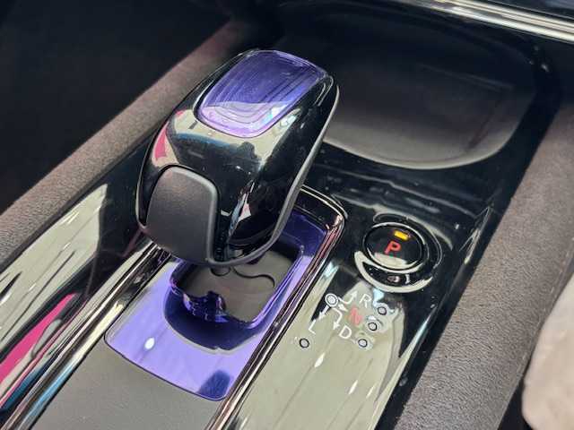 ホンダ ヴェゼル ハイブリッド RS ホンダセンシング 埼玉県 2017(平29)年 4.6万km プレミアムクリスタルレッドM ホンダセンシング/社外7型ナビ/CD/BT/フルセグTV/全方位カメラ/レーダークルーズコントロール/LEDオートライト/ハーフレザーシート/シートヒーター/デジタルインナーミラー/パドルシフト/レーンキープアシスト/スマートキー/プッシュスタート/ETC/禁煙車