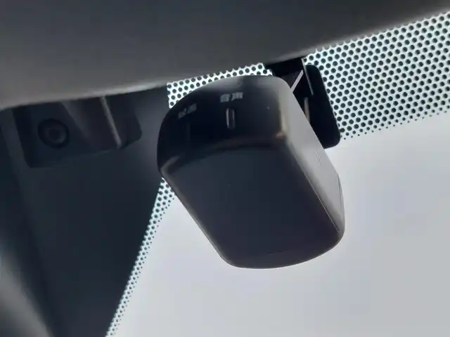日産 デイズ ハイウェイスターX 福岡県 2020(令2)年 0.8万km ホワイトパール 虎之介/セーフティパックB/・踏み間違い衝突防止アシスト/・インテリジェント パーキングアシスト/・標識検知機能/・アラウンドビューモニター/・ふらつき警報/・インテリジェント ルームミラー/・プロパイロット/・車線逸脱防止支援システム/純正ナビ　MM320D-L/フルセグTV/ドライブレコーダー/ETC/LEDヘッドライト/14インチ純正アルミホイール/アイドリングストップ/純正フロアマット/オートライト