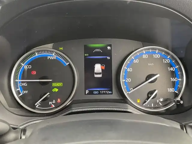 トヨタ ヴォクシー ハイブリッド S－G 千葉県 2023(令5)年 1.8万km マッシブグレー 禁煙車/トヨタセーフティセンス/・車線逸脱警報システム/・レーンキープアシスト/・プリクラッシュセーフティ/・プリクラッシュセーフティブレーキ/・クリアランスソナー/・レーダークルーズコントロール/片側パワースライドドア/純正ディスプレイオーディオ/・USB/Bluetooth/・バックカメラ/・ビルトインETC2.0/革巻きステアリング/・ステアリングスイッチ/電子パーキング/・ブレーキホールド/純正フロアマット/純正16インチAW/オートライト/・オートマチックハイビーム/・LEDヘッドライト/・ヘッドライトイベライザー/プッシュスタート/・スマートキー/取扱説明書、新車時保証書、メディア取扱説明書