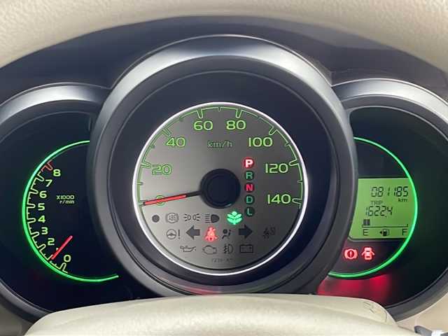 ホンダ Ｎ ＢＯＸ G Lパッケージ 千葉県 2012(平24)年 8.2万km プレミアムホワイトパール 禁煙車/ワンオーナー/純正ナビ(VXM-128VS)/CD/DVD/SD/地デジ/バックカメラ/片側電動スライドドア/ETC/横滑り防止機能/ステアリングスイッチ/アイドリングストップ/電格ミラー/純正ホイールキャップ/スマートキー/プッシュスタート/スペアキー1本/AAC/ドアバイザー/保証書/取扱説明書