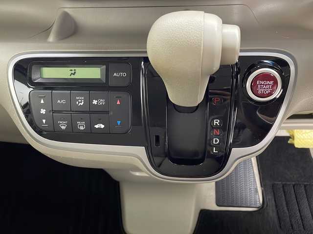 ホンダ Ｎ ＢＯＸ G Lパッケージ 千葉県 2012(平24)年 8.2万km プレミアムホワイトパール 禁煙車/ワンオーナー/純正ナビ(VXM-128VS)/CD/DVD/SD/地デジ/バックカメラ/片側電動スライドドア/ETC/横滑り防止機能/ステアリングスイッチ/アイドリングストップ/電格ミラー/純正ホイールキャップ/スマートキー/プッシュスタート/スペアキー1本/AAC/ドアバイザー/保証書/取扱説明書