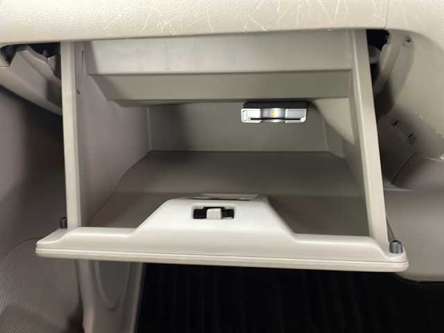 ホンダ Ｎ ＢＯＸ G Lパッケージ 千葉県 2012(平24)年 8.2万km プレミアムホワイトパール 禁煙車/ワンオーナー/純正ナビ(VXM-128VS)/CD/DVD/SD/地デジ/バックカメラ/片側電動スライドドア/ETC/横滑り防止機能/ステアリングスイッチ/アイドリングストップ/電格ミラー/純正ホイールキャップ/スマートキー/プッシュスタート/スペアキー1本/AAC/ドアバイザー/保証書/取扱説明書