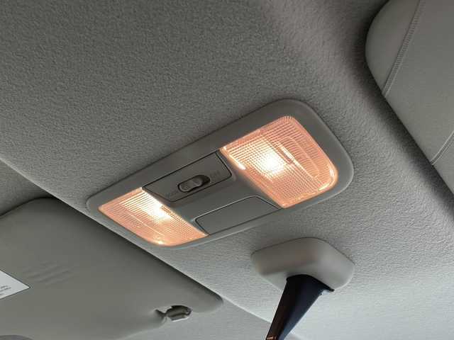 ホンダ Ｎ ＢＯＸ G Lパッケージ 千葉県 2012(平24)年 8.2万km プレミアムホワイトパール 禁煙車/ワンオーナー/純正ナビ(VXM-128VS)/CD/DVD/SD/地デジ/バックカメラ/片側電動スライドドア/ETC/横滑り防止機能/ステアリングスイッチ/アイドリングストップ/電格ミラー/純正ホイールキャップ/スマートキー/プッシュスタート/スペアキー1本/AAC/ドアバイザー/保証書/取扱説明書