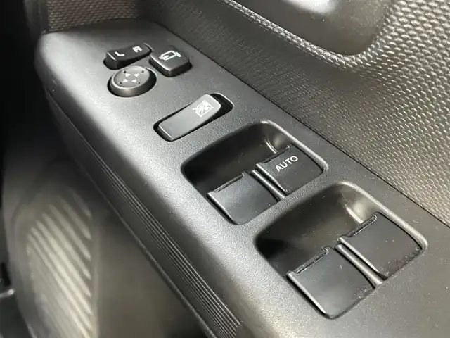 スズキ スペーシア HYBRID G 千葉県 2023(令5)年 1.9万km シルキーシルバーメタリック 衝突軽減ブレーキ/オーディオ/CD/両側スライドドア/コーナーセンサー/レーンアシスト/プッシュスタート/スマートキー