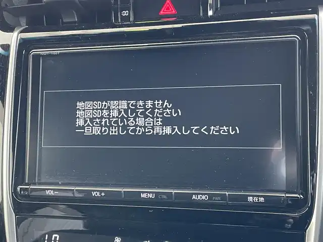 トヨタ ハリアー プレミアム 東京都 2018(平30)年 5.8万km ホワイトパールクリスタルシャイン 純正ナビ/バックモニター/プリクラッシュセーフティ/レーンディパーチャーアラート/インテリジェントクリアランスソナー/レーダークルーズ/パワーシート/パワーバックドア/ETC/ドライブレコーダー