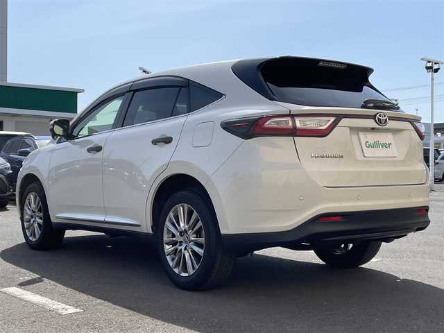 トヨタ ハリアー プレミアム 東京都 2018(平30)年 5.8万km ホワイトパールクリスタルシャイン 純正ナビ/バックモニター/プリクラッシュセーフティ/レーンディパーチャーアラート/インテリジェントクリアランスソナー/レーダークルーズ/パワーシート/パワーバックドア/ETC/ドライブレコーダー