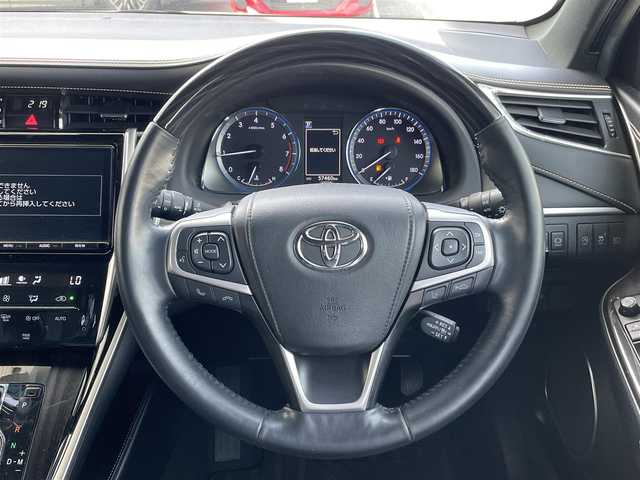 トヨタ ハリアー プレミアム 東京都 2018(平30)年 5.8万km ホワイトパールクリスタルシャイン 純正ナビ/バックモニター/プリクラッシュセーフティ/レーンディパーチャーアラート/インテリジェントクリアランスソナー/レーダークルーズ/パワーシート/パワーバックドア/ETC/ドライブレコーダー