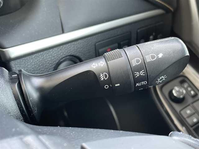 トヨタ ハリアー プレミアム 東京都 2018(平30)年 5.8万km ホワイトパールクリスタルシャイン 純正ナビ/バックモニター/プリクラッシュセーフティ/レーンディパーチャーアラート/インテリジェントクリアランスソナー/レーダークルーズ/パワーシート/パワーバックドア/ETC/ドライブレコーダー