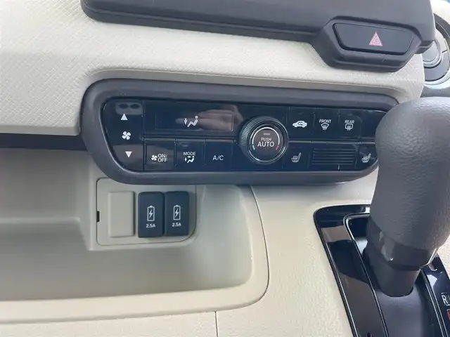 ホンダ Ｎ ＢＯＸ G L ホンダセンシング 鳥取県 2020(令2)年 9.1万km ブリティッシュグリーンP (株)IDOMが運営する【じしゃロン鳥取店】の自社ローン専用車両になります。こちらは現金またはオートローンご利用時の価格です。自社ローンご希望の方は別途その旨お申付け下さい/社外ナビ（MDVーS707）/・フルセグTV/・Bluetooth接続/・CD/DVD/片側パワースライドドア/ビルトインETC/バックカメラ/LEDヘッドライト/ドライブレコーダー/オートライト/ベンチシート/ウインカーミラー/ドアバイザー