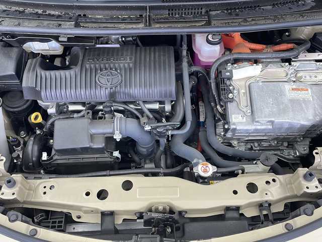 トヨタ シエンタ ハイブリッド ファンベースG クエロ 岐阜県 2021(令3)年 5.5万km ベージュ 純正ナビ/（BT/フルセグ/CD/DVD/SD/AUX）/全方位カメラ/衝突被害軽減システム/クルーズコントロール/オートハイビーム/両側パワースライドドア　　　　　　　　　　　　　　　　　　　　　　　　　　　　　　　　　　　　　　　　　　　　　　　　　　　　　　　　　　　　　　　　　　　　　　　　　　　　　　　　　　　　　　　　　　　　　　　　　　　　　　　　　　　　　　　　　　　　　　　　　　　　　　　　　　　　　　　　　　　　　　　　　　　　　　　　　　　　　　　　　　　　　　　　　　　　　　　　　　　　　　　　　　　　　　　　　　　　　　　　　　　　　　　　　　　　　　　　　　　　　　　　　　　　　　　　　　　　　　　　　　　　　　　　　　　　　　　　　　　　　　　　　　　　　　　　　　　　　/ＥＴＣ/ドライブレコーダー前後/ハーフレザー/シートヒーター（運転席/助手席)/ステアリングヒーター/スマートキー/プッシュスタート/LEDヘッドライト/純正アルミホイール/純正ドアバイザー/オートライト