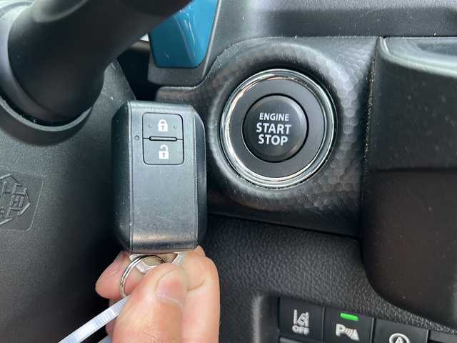 スズキ ハスラー HYBRID X 山口県 2020(令2)年 6.9万km デニムブルー ガンメタリック 2トーン 社外ナビ【MDV-D308BT】/ワンセグテレビ/Bluetooth/アイドリングストップ/プッシュスタート/コーナーセンサー/シートヒーター/オートハイビーム/シートヒーター/社外フロアマット/ドアバイザー/レーンアシスト/横滑り防止装置/衝突被害軽減システム/純正15インチAWサマータイヤ積み込み