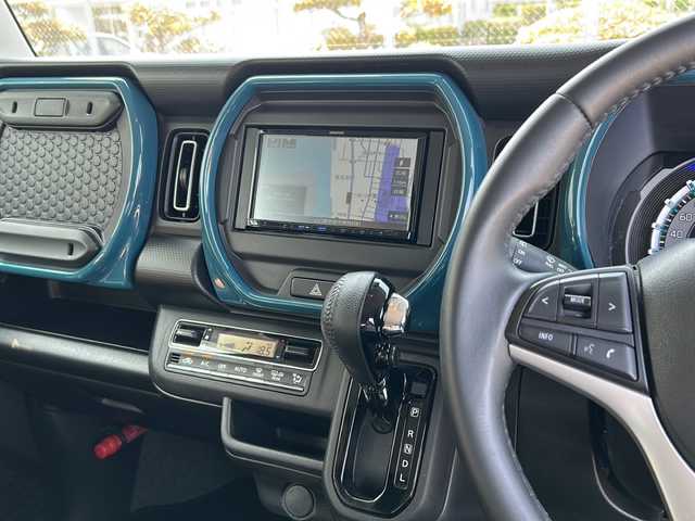 スズキ ハスラー HYBRID X 山口県 2020(令2)年 6.9万km デニムブルー ガンメタリック 2トーン 社外ナビ【MDV-D308BT】/ワンセグテレビ/Bluetooth/アイドリングストップ/プッシュスタート/コーナーセンサー/シートヒーター/オートハイビーム/シートヒーター/社外フロアマット/ドアバイザー/レーンアシスト/横滑り防止装置/衝突被害軽減システム/純正15インチAWサマータイヤ積み込み