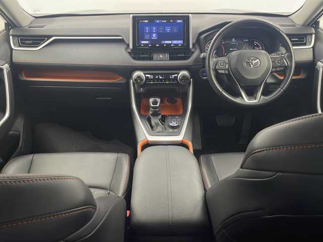 トヨタ ＲＡＶ４ アドベンチャー 栃木県 2020(令2)年 3.8万km アッシュグレーメタリック/アティチュードブラックマイカ 2トーン 純正9インチナビ/ 【AM/FM/CD/DVD/SD/BT】/フルセグTV/トヨタセーフティセンス/・プリクラッシュセーフティ/・レーントレーシングアシスト/・レーダークルーズコントロール/・オートマチックハイビーム/・ロードサインアシスト/クリアランスソナー/運転席パワーシート/オートブレーキホールド/LEDヘッドライト/MTモード付きAT/横滑り防止装置/ステアリングスイッチ/ビルトインETC/純正フロアマット/電動格納ミラー/社外テールライト Valenti(純正積込）