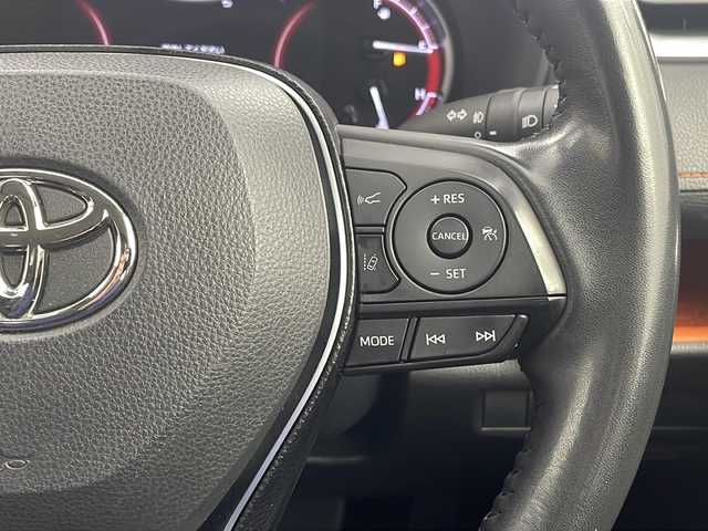 トヨタ ＲＡＶ４ アドベンチャー 栃木県 2020(令2)年 3.8万km アッシュグレーメタリック/アティチュードブラックマイカ 2トーン 純正9インチナビ/ 【AM/FM/CD/DVD/SD/BT】/フルセグTV/トヨタセーフティセンス/・プリクラッシュセーフティ/・レーントレーシングアシスト/・レーダークルーズコントロール/・オートマチックハイビーム/・ロードサインアシスト/クリアランスソナー/運転席パワーシート/オートブレーキホールド/LEDヘッドライト/MTモード付きAT/横滑り防止装置/ステアリングスイッチ/ビルトインETC/純正フロアマット/電動格納ミラー/社外テールライト Valenti(純正積込）