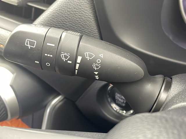 トヨタ ＲＡＶ４ アドベンチャー 栃木県 2020(令2)年 3.8万km アッシュグレーメタリック/アティチュードブラックマイカ 2トーン 純正9インチナビ/ 【AM/FM/CD/DVD/SD/BT】/フルセグTV/トヨタセーフティセンス/・プリクラッシュセーフティ/・レーントレーシングアシスト/・レーダークルーズコントロール/・オートマチックハイビーム/・ロードサインアシスト/クリアランスソナー/運転席パワーシート/オートブレーキホールド/LEDヘッドライト/MTモード付きAT/横滑り防止装置/ステアリングスイッチ/ビルトインETC/純正フロアマット/電動格納ミラー/社外テールライト Valenti(純正積込）