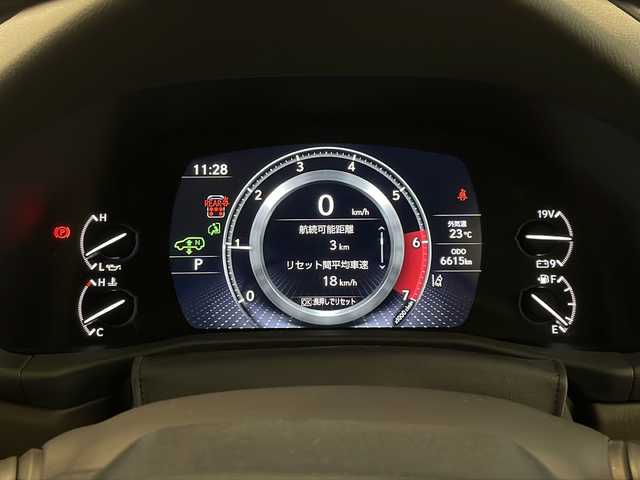 レクサス ＬＸ 600 福井県 2024(令6)年 0.7万km ソニッククォーツ モデリスタエアロ/アラウンドビューモニター/リアエンターテイメントシステム/マークレビンソンリファレンス3Dサラウンドシステム/サンルーフ/純正12.3インチタッチディスプレイナビ/7インチタッチデュアルディスプレイ/12.3インチTFT液晶メーター/レクサスセーフティシステム＋/マルチテレインセレクト/レーダークルーズコントロール/ブラインドスポットモニター/ダウンヒルアシストコントロール/アクティブハイトコントロール/デジタルインナーミラー/カラーヘッドアップディスプレイ/フルセグTV/前後ドライブレコーダー/ビルトインETC2.0/パワーバックドア/電動格納サードシート/MTモード付きAT/レザーシート/パワーシート(D席メモリー)/シートヒーター/エアシート/ステアリングヒーター/ウッドコンビハンドル/パドルシフト/ワンオーナー/オートライト/オートハイビーム/三眼フルLEDヘッドライト/純正22インチAW/置くだけ充電/クールボックス/プッシュスタート/スマートキー×2