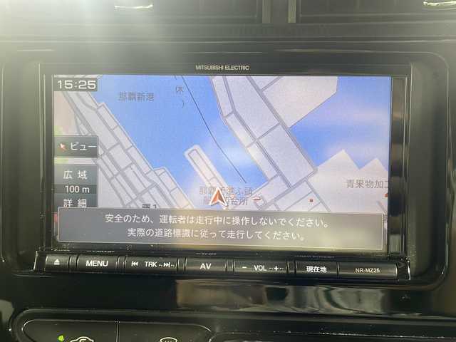 トヨタ アクア S 沖縄県 2018(平30)年 7.8万km スーパーホワイトⅡ 県外仕入/禁煙車/社外ナビ(BT/USB/ipod)/バックカメラ/前後ドライブレコーダー/ETC/トヨタセーフティーセンス/プリクラッシュセーフティーシステム/レーンディパチャートアラート/オートマチックハイビーム/ステアリングスイッチ