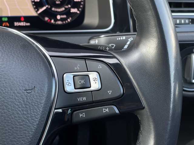 フォルクスワーゲン ゴルフ ヴァリアント TDI ハイライン マイスター 三重県 2020(令2)年 3.6万km ディープブラックパールエフェクト ACC/DYNAUDIOサウンド/プリクラッシュブレーキ/レーンキープ/ブラインドスポット/デジタルメータークラスター/ブラックレザーシート/シートヒーター/パワーシート /純正ナビ/バックカメラ/フルセグTV/純正専用17インチアルミホイール/ドライブレコーダー/AppleCarPlay/AndroidAuto/LEDヘッドライト/オートライト/保証書/スペアキー