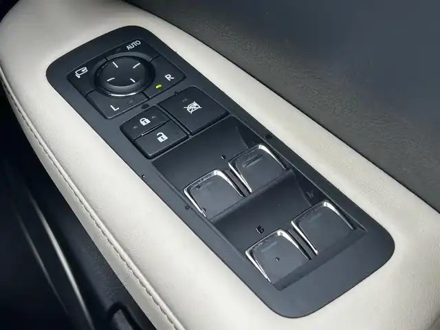 レクサス ＲＸ 450hL 岩手県 2021(令3)年 4.6万km ソニックチタニウム サンルーフ　ナビ　全周囲Ｃ　ヘッドアップディスプレイ　フルセグ　ＥＴＣ　メモリ付白本革電動シート　エアシートヒーター　ステアヒーター　レーダークルーズ　電動リアゲート　ＷＡＬＤ２２インチＡＷ
