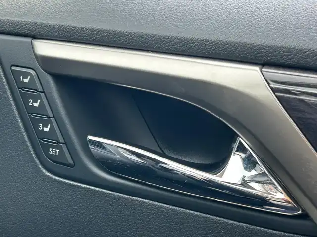 レクサス ＲＸ 450hL 岩手県 2021(令3)年 4.6万km ソニックチタニウム サンルーフ　ナビ　全周囲Ｃ　ヘッドアップディスプレイ　フルセグ　ＥＴＣ　メモリ付白本革電動シート　エアシートヒーター　ステアヒーター　レーダークルーズ　電動リアゲート　ＷＡＬＤ２２インチＡＷ