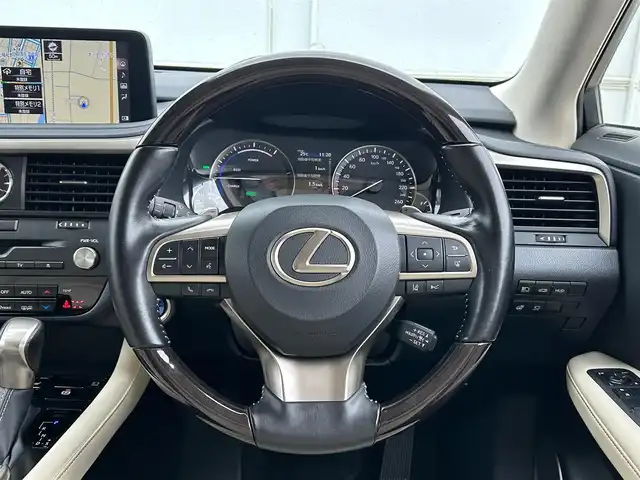 レクサス ＲＸ 450hL 岩手県 2021(令3)年 4.6万km ソニックチタニウム サンルーフ　ナビ　全周囲Ｃ　ヘッドアップディスプレイ　フルセグ　ＥＴＣ　メモリ付白本革電動シート　エアシートヒーター　ステアヒーター　レーダークルーズ　電動リアゲート　ＷＡＬＤ２２インチＡＷ