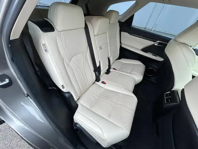レクサス ＲＸ 450hL 岩手県 2021(令3)年 4.6万km ソニックチタニウム サンルーフ　ナビ　全周囲Ｃ　ヘッドアップディスプレイ　フルセグ　ＥＴＣ　メモリ付白本革電動シート　エアシートヒーター　ステアヒーター　レーダークルーズ　電動リアゲート　ＷＡＬＤ２２インチＡＷ