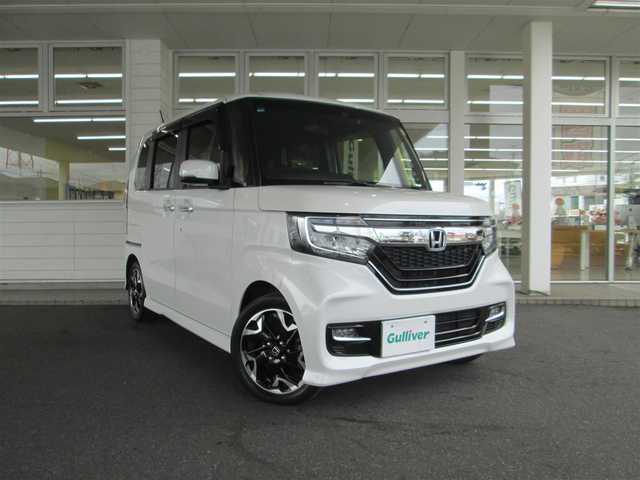 ホンダ Ｎ ＢＯＸ カスタム G L ターボ ホンダセンシング 千葉県 2020(令2)年 6.2万km プラチナホワイトパール ワンオーナー/純正8型ナビ、フルセグTV/バックカメラ/純正オーディオ【DVD/CD/BT/SD/USB】/両側パワースライドドア/LEDヘッドライト&LEDフォグランプ/アダプティブクルーズコントロール/レーンキープアシスト/パドルシフト付き革巻きステアリング/ナビ連動ステアリングスイッチ/ハーフレザーシート/前席シートヒーター/純正ナビ連動前後ドライブレコーダー/ビルトインETC/スペアキー/取扱説明書/ナビ取扱説明書/新車時保証書/ホンダ整備記録簿(R3/R4/R5/R6/R7)