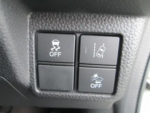 ホンダ Ｎ ＢＯＸ カスタム G L ターボ ホンダセンシング 千葉県 2020(令2)年 6.2万km プラチナホワイトパール ワンオーナー/純正8型ナビ、フルセグTV/バックカメラ/純正オーディオ【DVD/CD/BT/SD/USB】/両側パワースライドドア/LEDヘッドライト&LEDフォグランプ/アダプティブクルーズコントロール/レーンキープアシスト/パドルシフト付き革巻きステアリング/ナビ連動ステアリングスイッチ/ハーフレザーシート/前席シートヒーター/純正ナビ連動前後ドライブレコーダー/ビルトインETC/スペアキー/取扱説明書/ナビ取扱説明書/新車時保証書/ホンダ整備記録簿(R3/R4/R5/R6/R7)