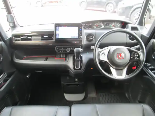 ホンダ Ｎ ＢＯＸ カスタム G L ターボ ホンダセンシング 千葉県 2020(令2)年 6.2万km プラチナホワイトパール ワンオーナー/純正8型ナビ、フルセグTV/バックカメラ/純正オーディオ【DVD/CD/BT/SD/USB】/両側パワースライドドア/LEDヘッドライト&LEDフォグランプ/アダプティブクルーズコントロール/レーンキープアシスト/パドルシフト付き革巻きステアリング/ナビ連動ステアリングスイッチ/ハーフレザーシート/前席シートヒーター/純正ナビ連動前後ドライブレコーダー/ビルトインETC/スペアキー/取扱説明書/ナビ取扱説明書/新車時保証書/ホンダ整備記録簿(R3/R4/R5/R6/R7)