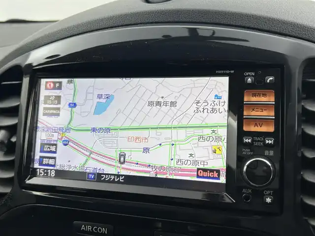 日産 ジューク 15RX タイプV 千葉県 2011(平23)年 7.4万km サファイアブラック 禁煙車/純正メモリナビ/・型番：HS511D-W/・CD/DVD/AUX/USB/Bluetooth/フルセグTV/・バックカメラ/・ビルトインETC/革巻きステアリング/純正フロアマット/純正ドアバイザー/社外16インチAW/電動格納ウインカーミラー/オートライト/・LEDヘッドライト/・フォグランプ