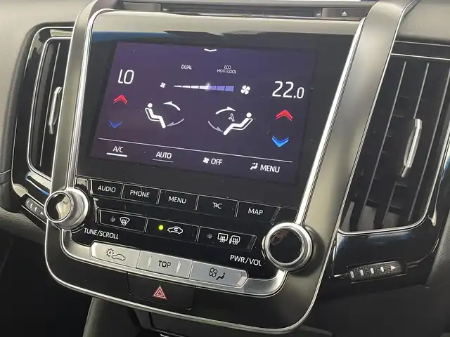 トヨタ クラウン ハイブリッド S エレガンススタイル 大分県 2020(令2)年 3.5万km ホワイトパールクリスタルシャイン 純正ナビ/フルセグTV/CD/DVD/Bluetooth/AM/FM/ETC/パノラマミックビューモニター/トヨタセーフティーセンス/プリクラッシュブレーキ/レーンディパーチャーアラート/アダプティブドライビングビーム/ロードサインアシスト/全車速追従機能付きレーダークルーズコントロール/クリアランスソナー/ハーフレザーシート/シートヒーター/ハンドルヒーター/360度ドライブレコーダー/パドルシフト/LED/ステアリングスイッチ/アドバンストパーク