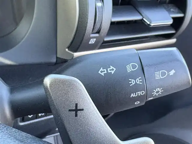 レクサス ＩＳ 300h バージョンL 大分県 2017(平29)年 8.4万km マーキュリーグレーマイカ ・ナビ(CD/DVD/SD/USB/AUX)/・バックカメラ/・フルセグテレビ/・プリクラッシュセーフティ/・レーンキープアシスト/・レーダークルーズコントロール/・コーナーセンサー/・ドライブレコーダー/・ETC2.0/・パワーシート/・シートメモリー/・シートヒーター/・シートクーラー/・ステアリングリモコン/・スマートキー/・プッシュスタートボタン