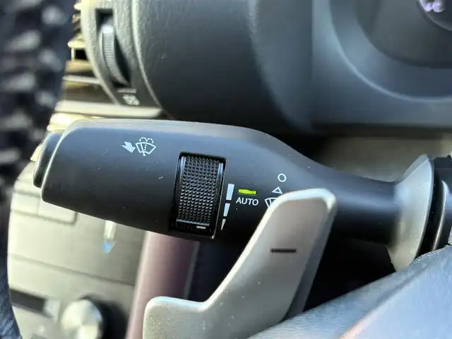 レクサス ＩＳ 300h バージョンL 大分県 2017(平29)年 8.4万km マーキュリーグレーマイカ ・ナビ(CD/DVD/SD/USB/AUX)/・バックカメラ/・フルセグテレビ/・プリクラッシュセーフティ/・レーンキープアシスト/・レーダークルーズコントロール/・コーナーセンサー/・ドライブレコーダー/・ETC2.0/・パワーシート/・シートメモリー/・シートヒーター/・シートクーラー/・ステアリングリモコン/・スマートキー/・プッシュスタートボタン