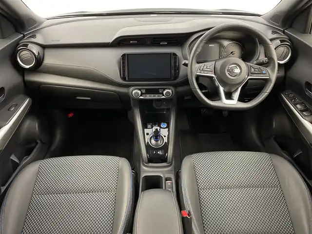 日産 キックス X 新潟県 2021(令3)年 4.3万km ナイトベールパープル ワンオーナー/純正メモリナビ/　フルセグTV/Bluetooth/CD/DVD/USB/プロパイロット/レーダークルーズコントロール/衝突被害軽減ブレーキ/レーンキープアシスト/アラウンドビューモニター/インテリジェントルームミラー/ハーフレザーシート/前席シートヒーター/ステアリングヒーター/ドライブレコーダー【DH5-D】/ビルトインETC/前後コーナーセンサー/横滑り防止装置/LEDヘッドライト/オートマチックハイビーム/レザーステアリング/ステアリングスイッチ