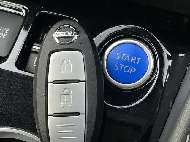 日産 キックス X 新潟県 2021(令3)年 4.3万km ナイトベールパープル ワンオーナー/純正メモリナビ/　フルセグTV/Bluetooth/CD/DVD/USB/プロパイロット/レーダークルーズコントロール/衝突被害軽減ブレーキ/レーンキープアシスト/アラウンドビューモニター/インテリジェントルームミラー/ハーフレザーシート/前席シートヒーター/ステアリングヒーター/ドライブレコーダー【DH5-D】/ビルトインETC/前後コーナーセンサー/横滑り防止装置/LEDヘッドライト/オートマチックハイビーム/レザーステアリング/ステアリングスイッチ