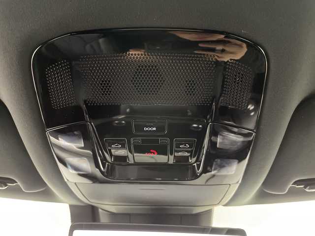 レクサス ＲＸ 500h Fスポーツパフォーマンス 道央・札幌 2023(令5)年 1.2万km ホワイトノーヴァガラスフレーク ・4WD /ムーンルーフ/・レクサスセーフティーシステム＋/・プリクラッシュセーフティ/・TRDフルエアロ/・純正ディスプレイオーディオナビ/・BT/USB/Miracast/フルセグTV/・AndroidAuto/AppleCarPlay/・パノラミックビューモニター/・パドルシフト/・デジタルインナーミラー/・パワーバックドア/・前席パワーシート/D席メモリシート/・全席シートヒーター&ベンチレーション/・ステアリングヒーター/ステアリングスイッチ/・ヘッドアップディスプレイ/・LEDオートライト/オートマチックハイビーム/・プッシュスタート/スマートキー×2