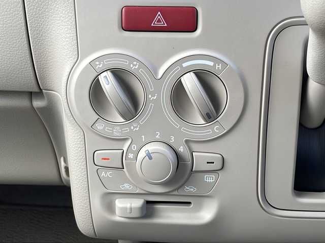 スズキ ラパン G 静岡県 2024(令6)年 0.2万km フォーンベージュM /ワンオーナー//社外Bluetoothオーディオ//シートヒーター//衝突軽減ブレーキ//レーンアシスト//アイドリングストップ//横滑り防止//ヘッドライトレベライザー//ソナー//USB2口//スマートキー//プッシュスタート//保証書//取扱説明書