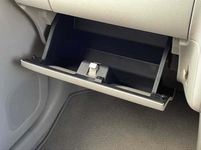 スズキ ラパン G 静岡県 2024(令6)年 0.2万km フォーンベージュM /ワンオーナー//社外Bluetoothオーディオ//シートヒーター//衝突軽減ブレーキ//レーンアシスト//アイドリングストップ//横滑り防止//ヘッドライトレベライザー//ソナー//USB2口//スマートキー//プッシュスタート//保証書//取扱説明書