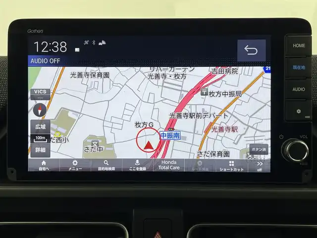 ホンダ フリード ハイブリット e:HEV AIR EX 大阪府 2025(令7)年 0.1千km プラチナホワイトパール ホンダセンシング/　・衝突軽減ブレーキ　CMBS/　・先行車発進お知らせ機能/　・アダプティブクルーズコントロール　ACC/　・車線維持支援システム　LKAS/　・トラフィックジャムアシスト/　・ブラインドスポットフォーメーション/　・誤発進抑制機能/　・後方お発進抑制機能/　・パーキングセンサーシステム/　・オートハイビーム/純正ナビ/　Bluetooth/ppleCarPlay/AndroidAuto/フルセグTV/バックカメラ/LEDオートライト/オートマチックハイビーム/コンビシート/ハーフレザーシート/シートヒーター/リアクーラー/ロールサンシェード/両側パワースライドドア/純正15インチアルミホイール/スマートキー