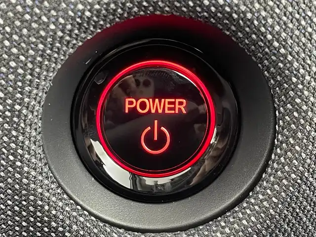 ホンダ フリード ハイブリット e:HEV AIR EX 大阪府 2025(令7)年 0.1千km プラチナホワイトパール ホンダセンシング/　・衝突軽減ブレーキ　CMBS/　・先行車発進お知らせ機能/　・アダプティブクルーズコントロール　ACC/　・車線維持支援システム　LKAS/　・トラフィックジャムアシスト/　・ブラインドスポットフォーメーション/　・誤発進抑制機能/　・後方お発進抑制機能/　・パーキングセンサーシステム/　・オートハイビーム/純正ナビ/　Bluetooth/ppleCarPlay/AndroidAuto/フルセグTV/バックカメラ/LEDオートライト/オートマチックハイビーム/コンビシート/ハーフレザーシート/シートヒーター/リアクーラー/ロールサンシェード/両側パワースライドドア/純正15インチアルミホイール/スマートキー