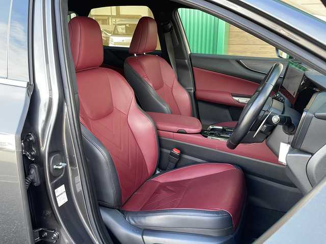 レクサス ＮＸ 250 バージョンL 岐阜県 2023(令5)年 2.1万km ソニッククロム 禁煙車/純正ナビ/パノラミックビューモニター/プリクラッシュセーフティ/レーダークルーズコントロール/ＬＫＡ/クリアランスソナー/ＨＵＤ/ＢＳＭ/電子パーキングブレーキ/ブレーキホールド/ロードサインアシスト/赤レザーシート/パワーシート/シートヒーター（全席）/ベンチレーション/ステアリングヒーター/パドルシフト/純正AW/ビルトインETC/前後ドラレコ/シートメモリー/アイドリングストップ/ドライブモードセレクト