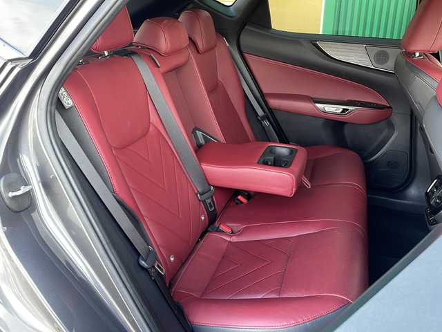 レクサス ＮＸ 250 バージョンL 岐阜県 2023(令5)年 2.1万km ソニッククロム 禁煙車/純正ナビ/パノラミックビューモニター/プリクラッシュセーフティ/レーダークルーズコントロール/ＬＫＡ/クリアランスソナー/ＨＵＤ/ＢＳＭ/電子パーキングブレーキ/ブレーキホールド/ロードサインアシスト/赤レザーシート/パワーシート/シートヒーター（全席）/ベンチレーション/ステアリングヒーター/パドルシフト/純正AW/ビルトインETC/前後ドラレコ/シートメモリー/アイドリングストップ/ドライブモードセレクト