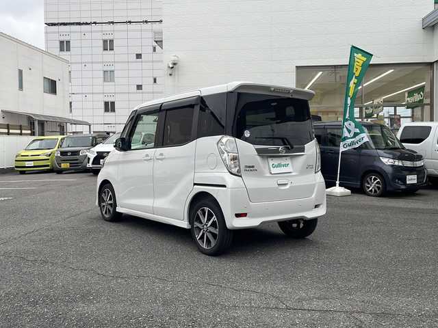 日産 デイズ ルークス ハイウェイスター Gターボ 愛知県 2019(平31)年 7.4万km ホワイトパール フリップダウンモニター/CD/SD/Bluetooth/アラウンドビューカメラ/両側パワースライドドア/スマートキー/衝突被害軽減ブレーキ/LEDヘッドライト/オートライト/フォグランプ/オートハイビーム/レーンアシスト/電動格納式ミラー/取扱説明書/記録簿/保証書