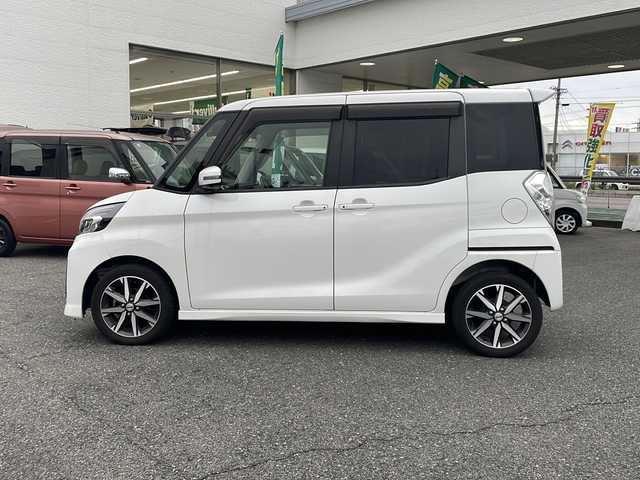 日産 デイズ ルークス ハイウェイスター Gターボ 愛知県 2019(平31)年 7.4万km ホワイトパール フリップダウンモニター/CD/SD/Bluetooth/アラウンドビューカメラ/両側パワースライドドア/スマートキー/衝突被害軽減ブレーキ/LEDヘッドライト/オートライト/フォグランプ/オートハイビーム/レーンアシスト/電動格納式ミラー/取扱説明書/記録簿/保証書