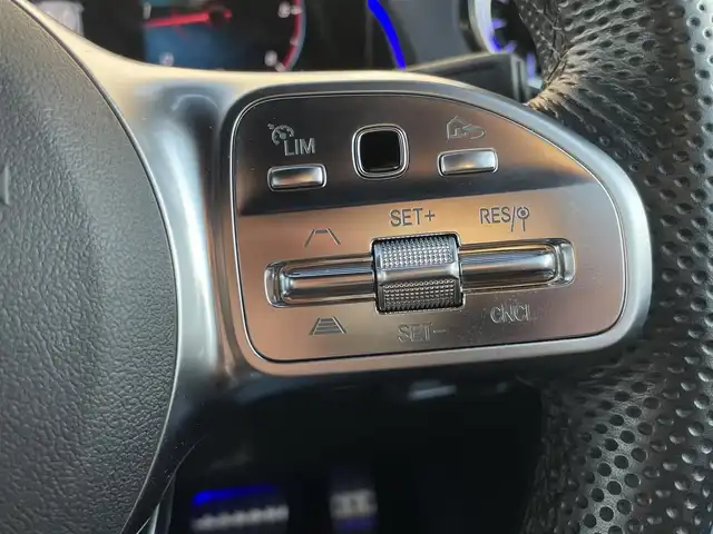 メルセデス・ベンツ Ｍ・ベンツ ＧＬＢ２００ｄ 4マチック AMGライン 東京都 2022(令4)年 2.5万km デジタルホワイト レザーエクスクルーシブＰＫＧ/純正ナビ／ＴＶ/３６０°カメラ/前後ドラレコ/ＥＴＣ/パワーバックドア/４ＷＤ/パワーシート/シートヒーター/ＡＣＣ/ＢＳＭ/ＬＫＡ/スマートキー