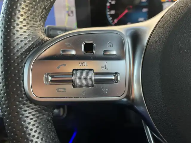 メルセデス・ベンツ Ｍ・ベンツ ＧＬＢ２００ｄ 4マチック AMGライン 東京都 2022(令4)年 2.5万km デジタルホワイト レザーエクスクルーシブＰＫＧ/純正ナビ／ＴＶ/３６０°カメラ/前後ドラレコ/ＥＴＣ/パワーバックドア/４ＷＤ/パワーシート/シートヒーター/ＡＣＣ/ＢＳＭ/ＬＫＡ/スマートキー