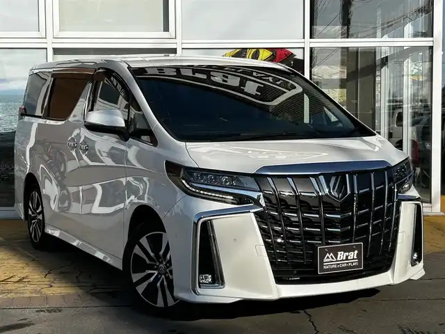 トヨタ アルファード S Cパッケージ 道北・旭川 2022(令4)年 4.3万km ホワイトパールクリスタルシャイン JBLサウンドシステム/全方位カメラ/フルセグTV/フリップダウンモニター/デジタルインナーミラー/両側パワースライドドア/パワーバックドア/レザーシート/前席シートヒーター/ステアリングヒーター/1列目2列目パワーシート/寒冷地仕様