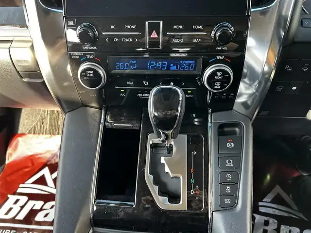 トヨタ アルファード S Cパッケージ 道北・旭川 2022(令4)年 4.3万km ホワイトパールクリスタルシャイン JBLサウンドシステム/全方位カメラ/フルセグTV/フリップダウンモニター/デジタルインナーミラー/両側パワースライドドア/パワーバックドア/レザーシート/前席シートヒーター/ステアリングヒーター/1列目2列目パワーシート/寒冷地仕様