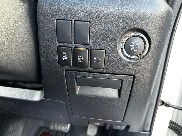 トヨタ アルファード S Cパッケージ 道北・旭川 2022(令4)年 4.3万km ホワイトパールクリスタルシャイン JBLサウンドシステム/全方位カメラ/フルセグTV/フリップダウンモニター/デジタルインナーミラー/両側パワースライドドア/パワーバックドア/レザーシート/前席シートヒーター/ステアリングヒーター/1列目2列目パワーシート/寒冷地仕様